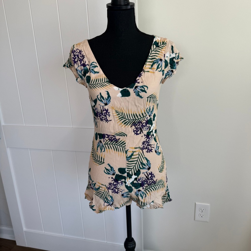 For Love & Lemons Floral Romper Peach Tropical V-Neck Ruffle‎ Small